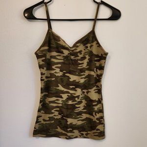 Camo tank top juniors size M